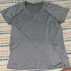 Swiftly tech short sleeve lululemon grey
